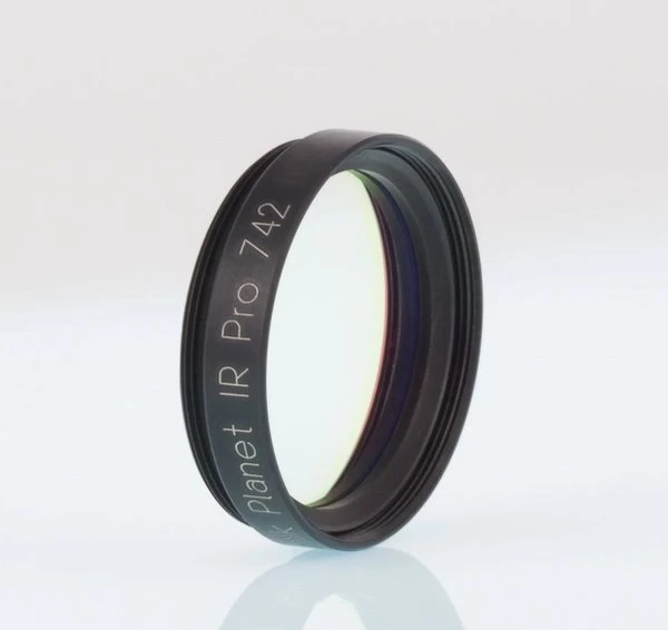 Filtru Astronomik Planet IR Pro 742 (1.25") Filtru Astronomik Planet IR Pro 742 (1.25")